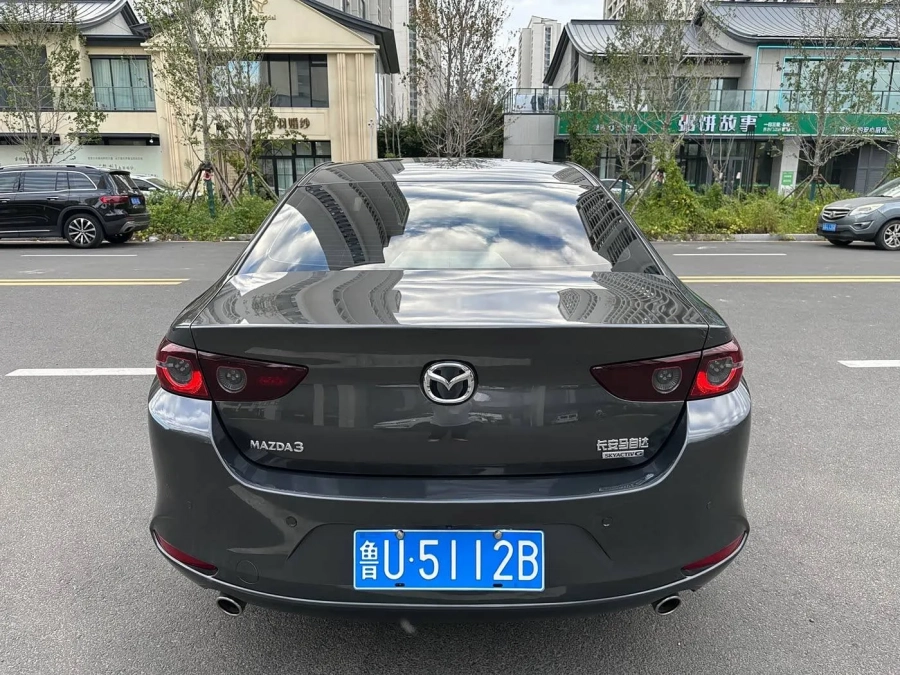 Mazda 3